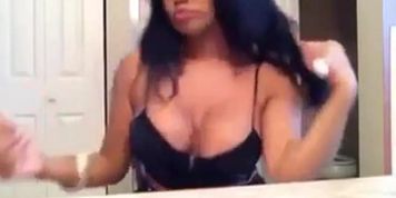 Cubana Lust  Bathroom