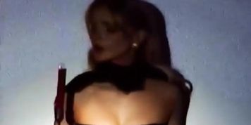 Mckenna Grace Breasts Scene  in Mckenna Grace Sexy In More From Scream 7 Global Premiere