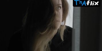 Daryl Hannah Sexy Scene  In The Gf Experience