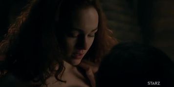Outlander's brianna and george love scene