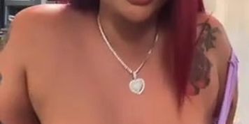 Que en black