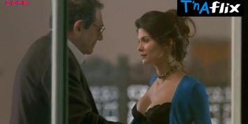 Helene Fillieres Butt,  Breasts Scene  in Venus Beauty Institute