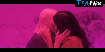 Kate Bosworth Lesbian Scene  in The Immaculate Room
