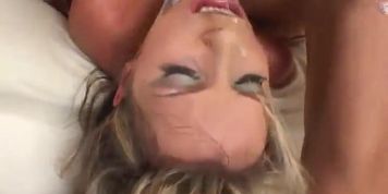 Courtney Cummz Daddys Home (Bad Girl)