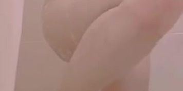 rabbyjay_couple shower dildo masturbation