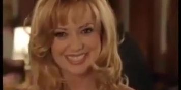 Traci Topps Strips Naked In Bar And Shows Her Big Boobs
