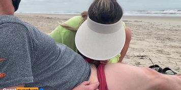Quickie on public beach, people walking near - Real Amateur