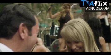 Martha Higareda Underwear Scene  in Vive Por Mi
