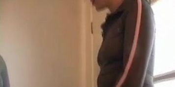 Pissing - I need to pee