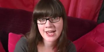 HAIRY PUSSY SLUT TAKES IT DEEP