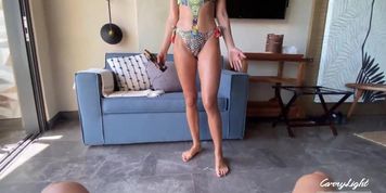 Silly 18 Yo Teen Helps to Cum Stranger and Squirt on Him Like Fountain for Fi...