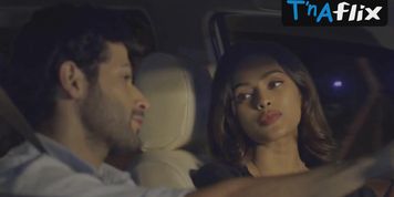 Afreen Alvi Sexy Scene  in Fuh Se Fantasy