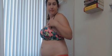 Summer watermelon stuffing and showering