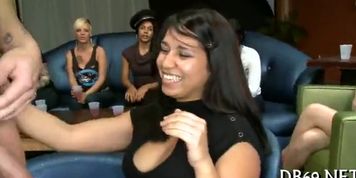Pretty Girls go crazy - video 6
