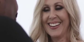 busty milf julia ann gets fucked rough by big black cock (Julias Ann)