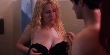 Sara Rue