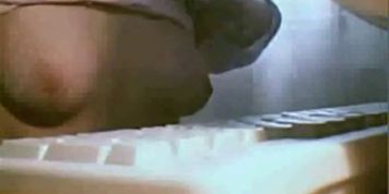 Horny Latina Like To Get Big