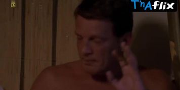 Danuta Kowalska Breasts Scene  in 07 Zglos Sie