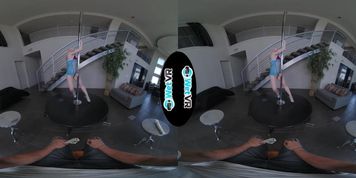WETVR Blonde Horny Girl Gets Fucked In Virtual Reality (Haley Spades)