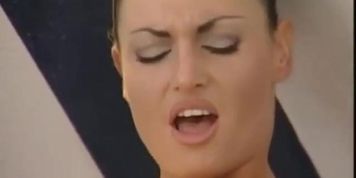 Transando com uma gostosa na banheira