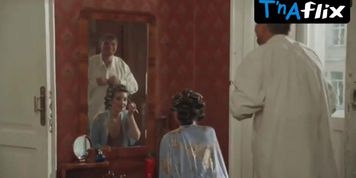 Valentina Lukashchuk Sexy Scene  in Dom S Liliyami