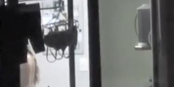 Friend windows voyeur