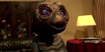 Alexis Capri houses a horny ET
