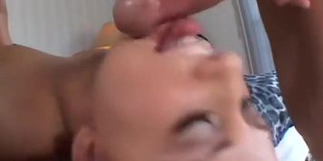 Georgia Peach likes hardcore fucking sessions
