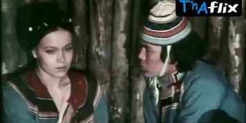 Irina Shevchuk Breasts Scene  in Pravo Na Lyubov