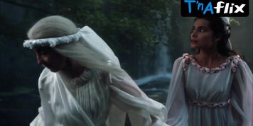Rona De Ricci Sexy Scene  in The Pit And The Pendulum