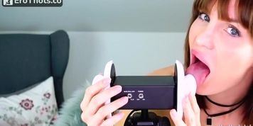 ASMR Amy EARGASM EARLICKING (Sarah Vixen)