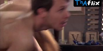 Joanna Opozda Butt,  Underwear Scene  in Pierwsza Milosc