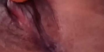 Bucetinha da morena? (Leah Gotti)