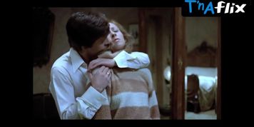 Mariana Karr Lesbian,  Butt Scene  in Satan'S Blood (Sandra Alberti)