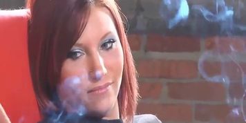 ??????? ????? ??????? ??? ?????. Justina smoking nose exhales
