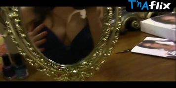 Katherine Barrell Sexy Scene  in The Scarehouse