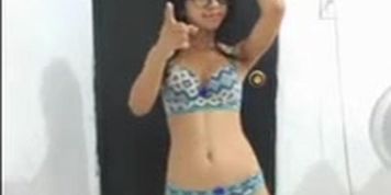 Nena teen colombiana