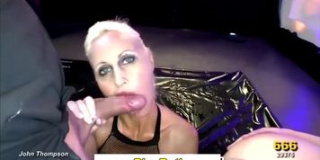 Watersports golden shower fetish - video 1