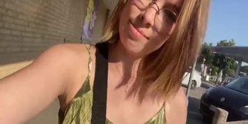 Young dude stared at my wiggly boobs in public NoBraClub