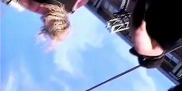 UPSKIRT KING 33