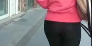 Ass walk
