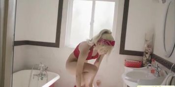 Damn college babes Lyra and Jill enjoys strap on dildo (Lyra Law, Lyra Louvel)