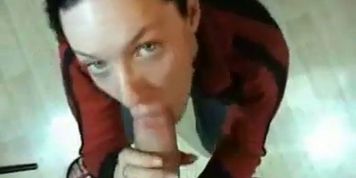 schluckt ihren Mann cum