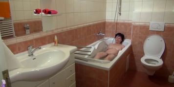 OLD NANNY - Granny and sexy girl masturbate in the bath