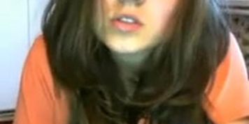cam_girl_tries_not_to_get_caught_while_masturbating