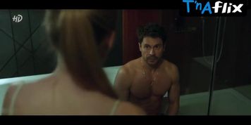 Oksana Akinshina Sexy Scene  in Besprintsipnyye