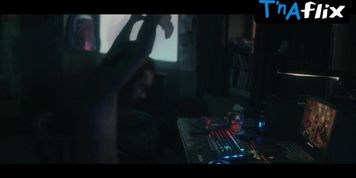 Elnaaz Norouzi Sexy Scene  in Chutzpah