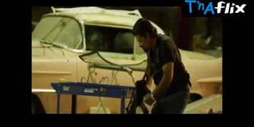 Tania Gonzalez Butt,  Breasts Scene  in El Profesional