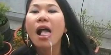 Hot Asian Smoking Blowjob