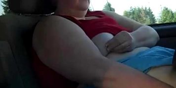 SSBBW Slut Masturbates in her Car